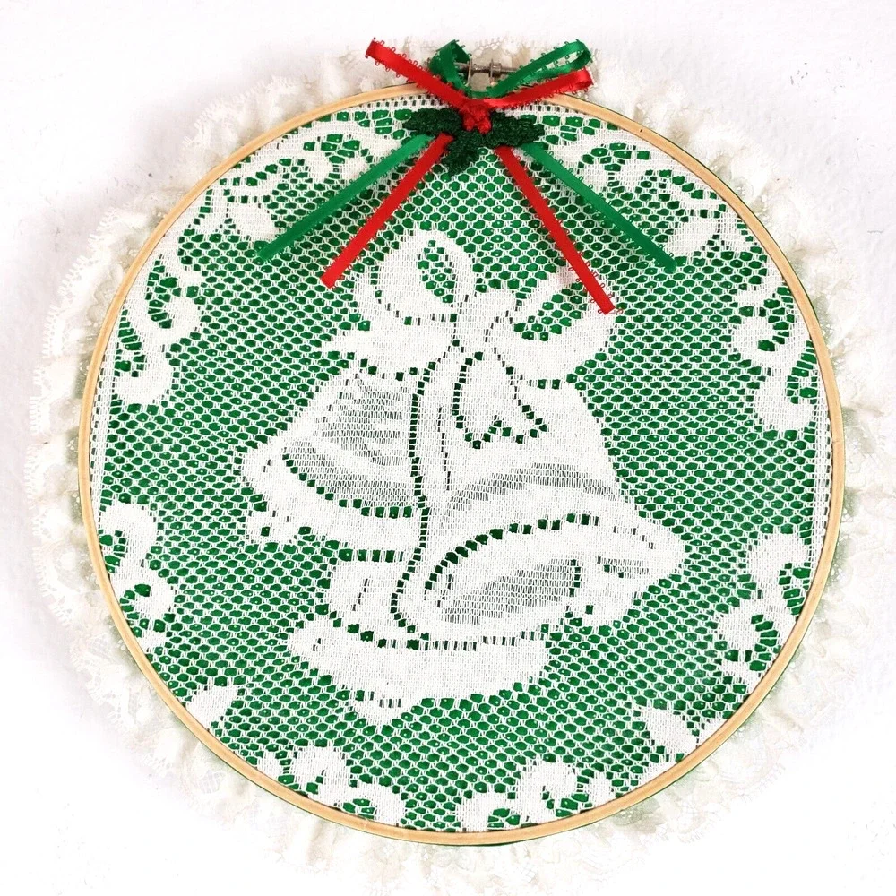 Handmade Christmas White Lace Jingle Bells Hoop Wall Art Vintage Xmas Decoration